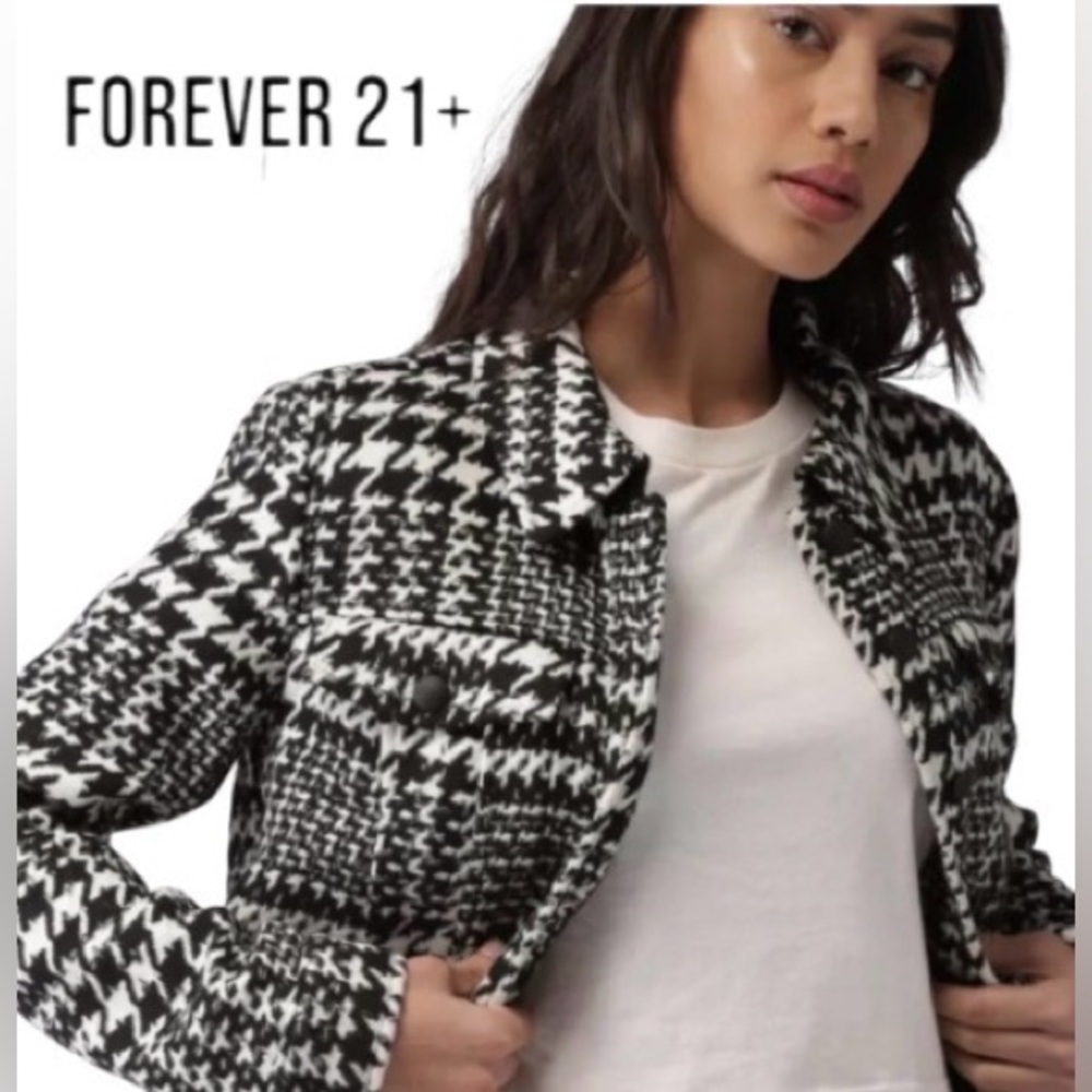 3X Plus Size Gorgeous Houndstooth Cropped Jacket from FOREVER 21+